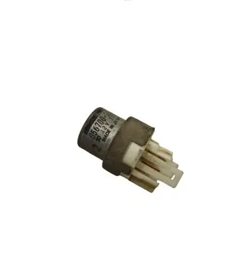 Subaru Forester SF Fuel pump relay 0567005260