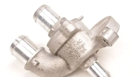 Ford Kuga III Thermostat housing LX6E-8A587-AC