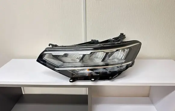 Volkswagen PASSAT B8 Headlight/headlamp 3G1941035P
