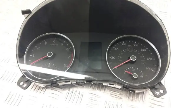 KIA Stonic Speedometer (instrument cluster) 94011H8220