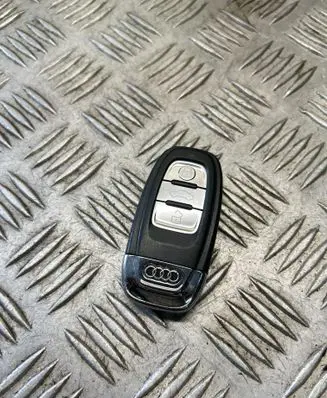 Audi A6 S6 C7 4G Ignition key/card 8K0959754D