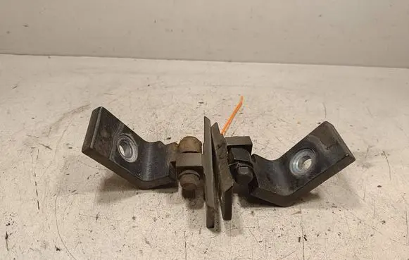BMW X5 E70 Front door hinge set 7068074 7068078