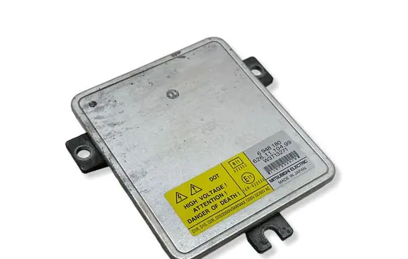 BMW 3 E90 E91 Xenon control unit/module 6948180 6261110499