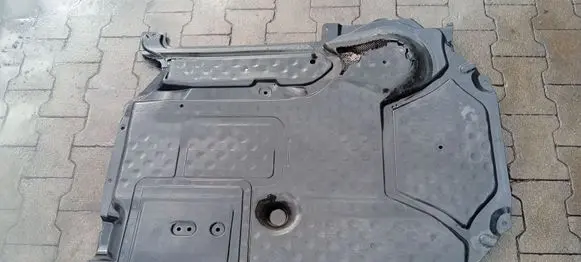 Mercedes-Benz E W212 Engine splash shield/under tray A2125201923MERC A2125201923