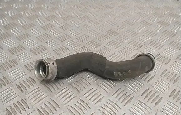Mercedes-Benz E W212 Engine coolant pipe/hose A2125018282