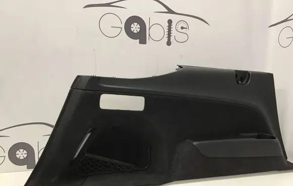 Audi Q7 4M Trunk/boot lower side trim panel 4M0863879