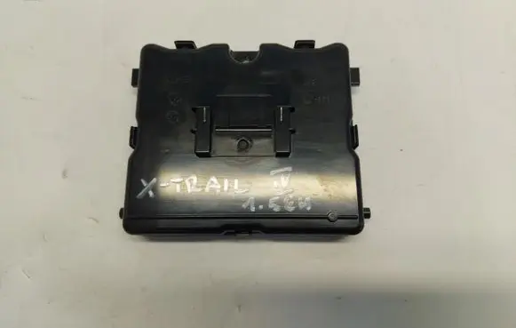 Nissan X-Trail T33 Air conditioner control unit module 277606rl8b