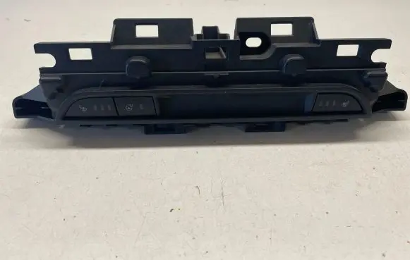 Mazda CX-5 II Seat heating switch K12355260