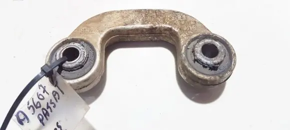 Volkswagen PASSAT B5 Front anti-roll bar/stabilizer link 133109 133114
