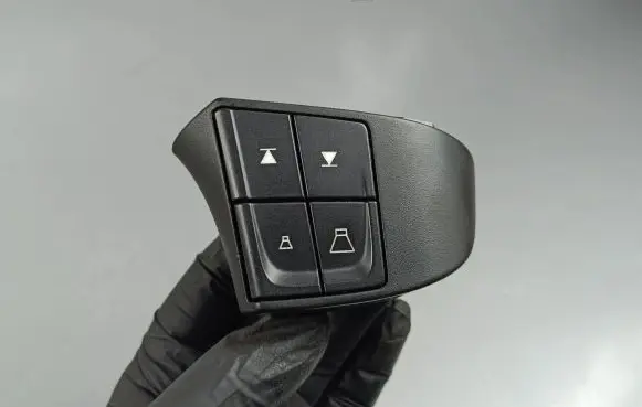 Volvo XC60 Steering wheel buttons/switches 30739641