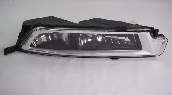 Volkswagen PASSAT B7 Front fog light 3G0941662E