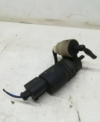 Audi A4 S4 B7 8E 8H Windscreen/windshield washer pump 1T0955651A 3028143 1J0973722