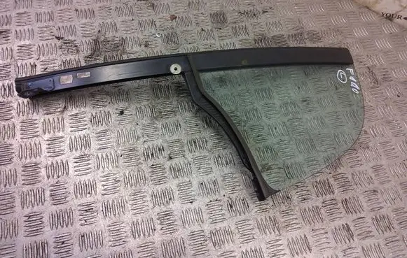Smart ForTwo II Front vent window/glass (coupe) A4517200157