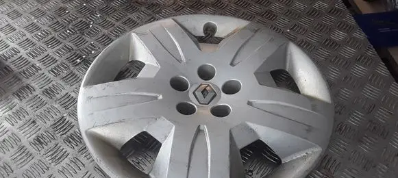 Renault Laguna II R17 wheel hub/cap/trim 8200239862
