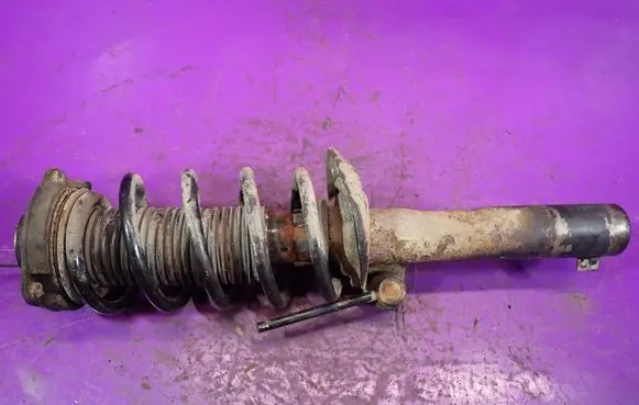 Volkswagen PASSAT B6 Front shock absorber with coil spring 3C0413031AE