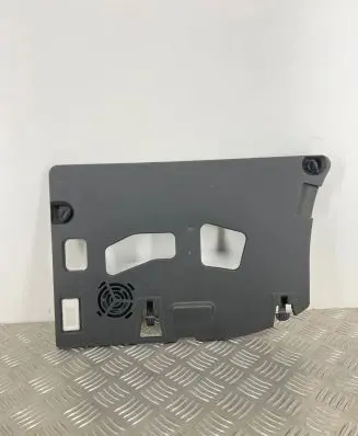 BMW 1 F40 Dashboard lower bottom trim panel 6823295 14622810