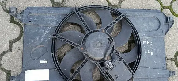 Ford Focus Air conditioning (A/C) fan (condenser) 