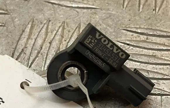 Volvo XC90 Airbag deployment crash/impact sensor 31451531