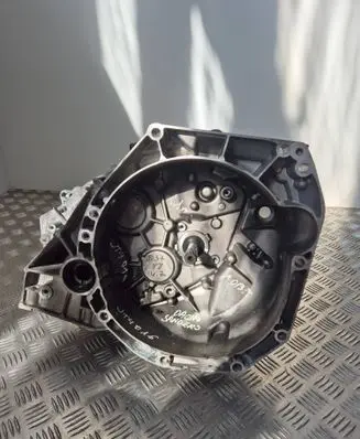 Renault Captur II Manual 6 speed gearbox 320103789R JT4016 304015768R