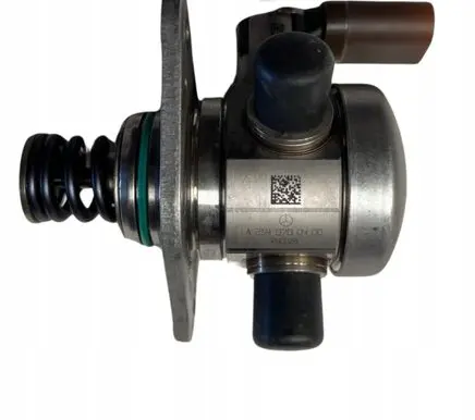 Mercedes-Benz C W206 Fuel injection high pressure pump A2540700400