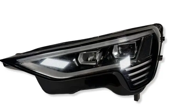 Audi e-tron Headlight/headlamp 4KE941039