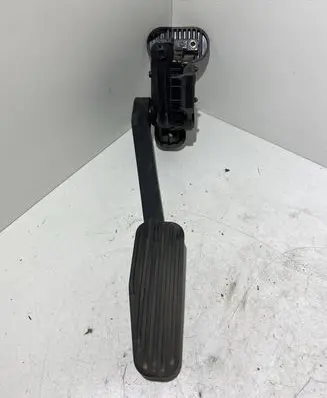 Volvo S60 Accelerator throttle pedal 30636004 6PV00853701