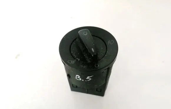 Volkswagen New Beetle Light switch 1C0941531B