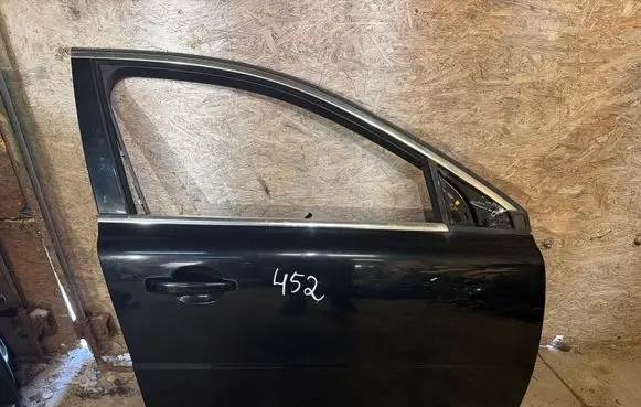 Volvo S80 Front door 
