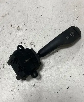 BMW 3 E36 Indicator stalk 8363668K 01104010