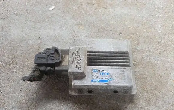 Renault Laguna II LP gas control unit module 67R016025