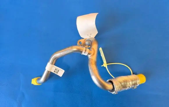 BMW 5 G30 G31 G38 Turbo turbocharger oiling pipe/hose 8596252