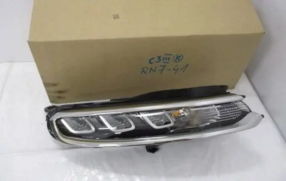 Citroen C3 Headlight/headlamp 9823312980 A002ZH 0021245801