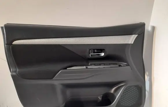 Mitsubishi Outlander Front door card panel trim K014AMCG4B45X
