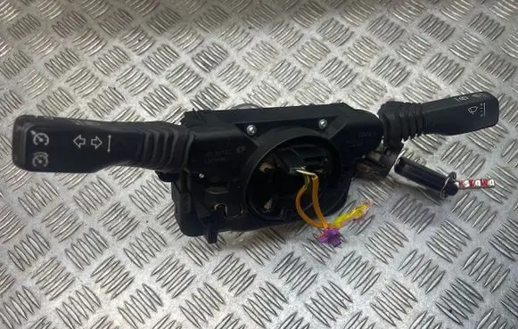 Opel Zafira B Wiper turn signal indicator stalk/switch 13236784 498990969