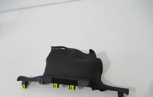 Steering wheel column trim