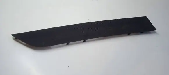 Mercedes-Benz C W204 Dashboard air vent grill cover trim A2046801807
