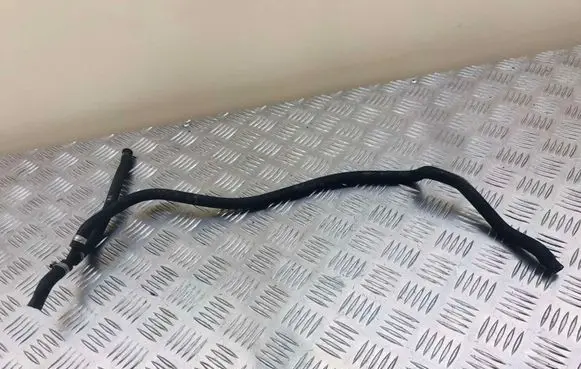 Mercedes-Benz E W211 Engine coolant pipe/hose A2115011225