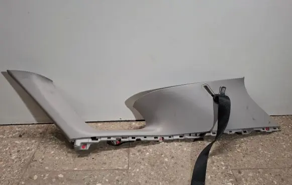 Lexus RX 450H (D)pillar trim (top) 6247048260 6247048270 0610607