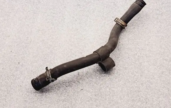 Skoda Fabia Mk2 (5J) Engine coolant pipe/hose 013856