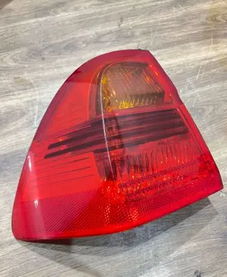 BMW 3 E90 E91 Rear/tail lights 7160061