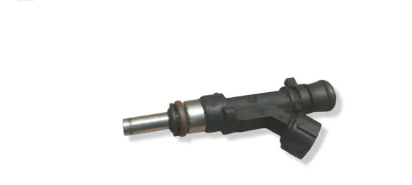 Audi A6 S6 C6 4F Fuel injector 06E133551