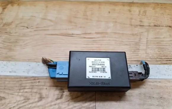 Citroen C4 I Alarm control unit/module 9657384680