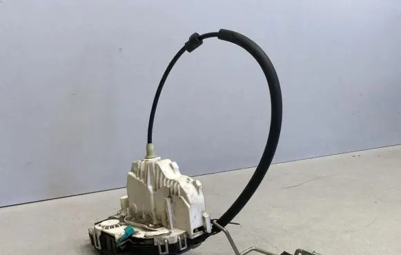 Chrysler Sebring (JS) Front door lock 04589426AC