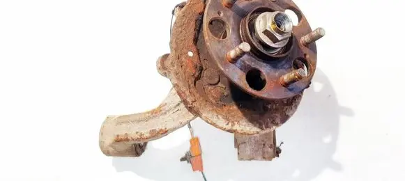 Honda FR-V Rear wheel hub 