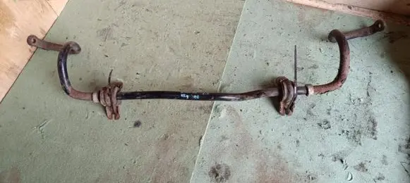 Nissan Qashqai+2 Front anti-roll bar/sway bar