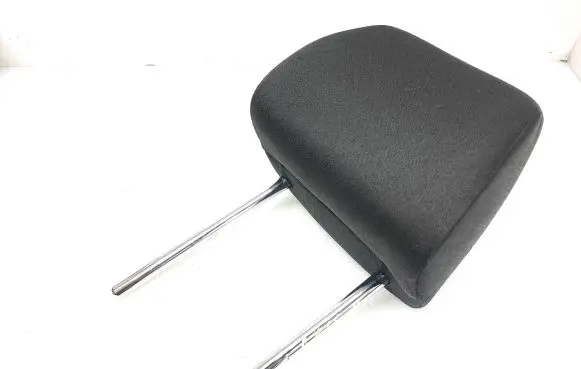 Skoda Octavia Mk2 (1Z) Front seat headrest 