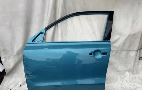Suzuki Vitara (LY) Front door 522921