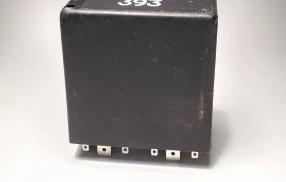 Volkswagen Golf IV Other relay 4B0919471A 393 5KG00656805