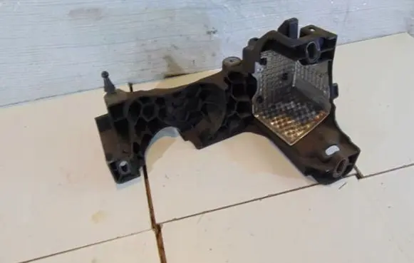 Citroen C5 Other engine bay part 9688453180