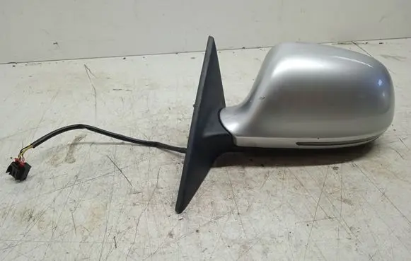 Audi A5 8T 8F Front door electric wing mirror 020931